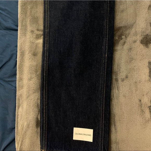 Brand New With Tags Calvin Klein Logo Jeans - Picture 5 of 5